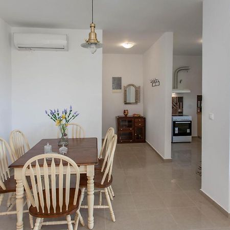 Hillside Seaview Apartment Sztalósz Kültér fotó