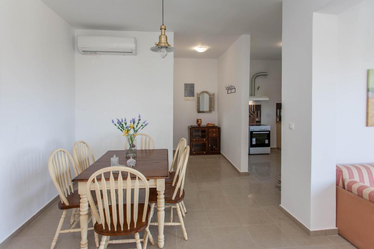 Hillside Seaview Apartment Sztalósz Kültér fotó