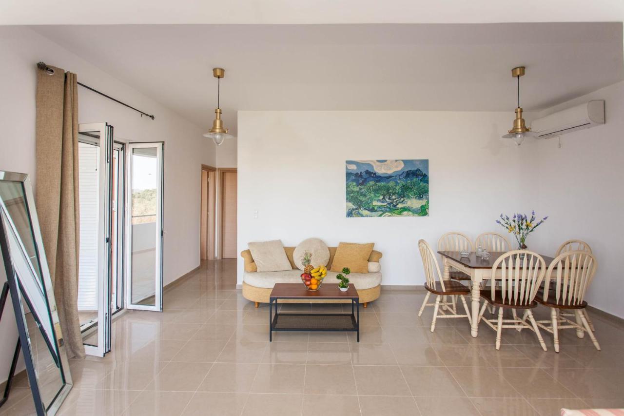 Hillside Seaview Apartment Sztalósz Kültér fotó