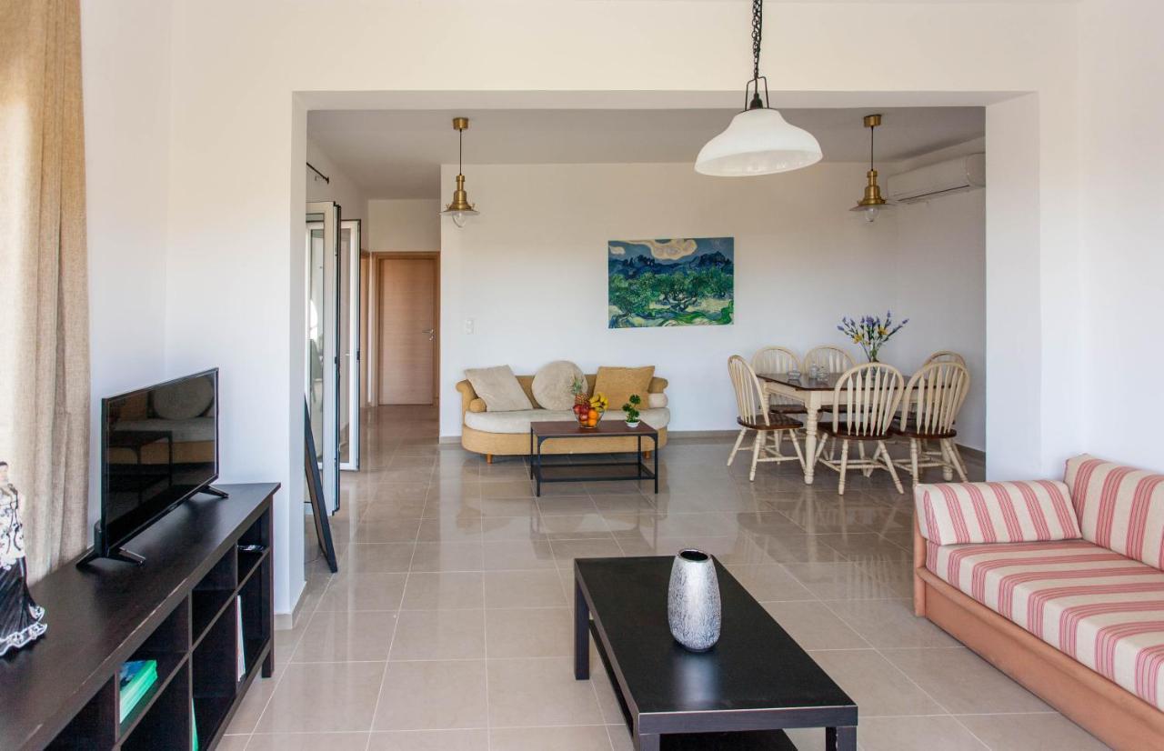 Hillside Seaview Apartment Sztalósz Kültér fotó
