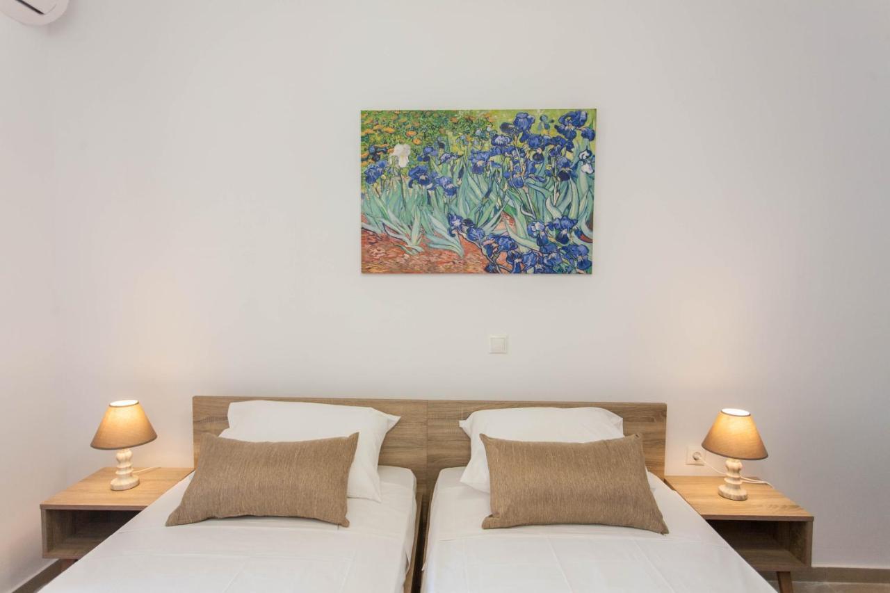 Hillside Seaview Apartment Sztalósz Kültér fotó